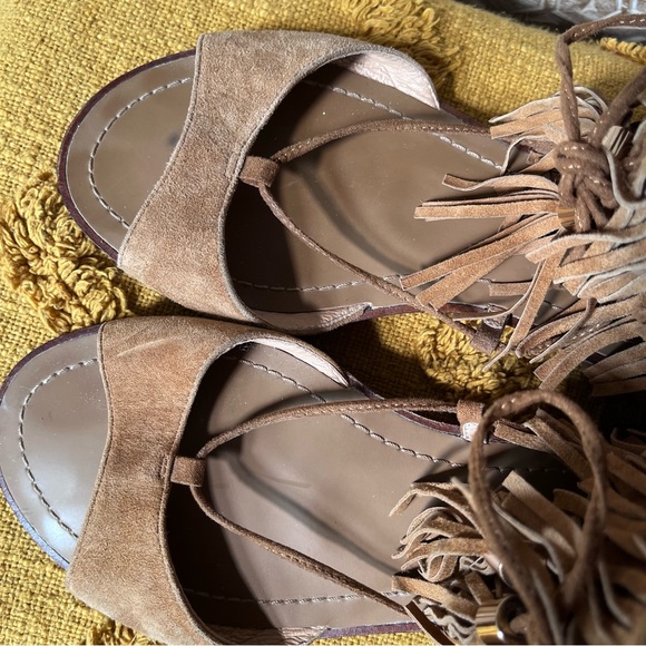 Suede fringe boho sandals - Picture 6 of 7